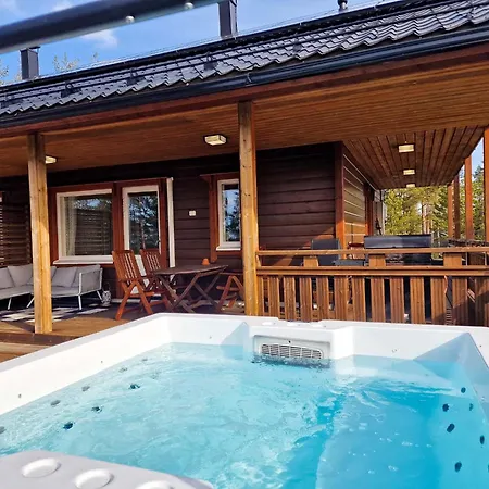 Kaepylinna A - 9 Hloe, Himos Laensihuippu Ski-inout Jämsä