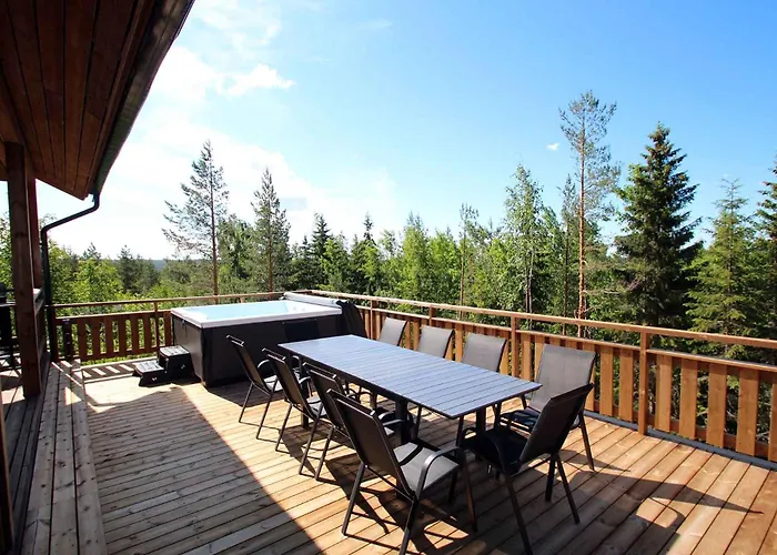 Kaepylinna A - 9 Hloe, Himos Laensihuippu Ski-inout *